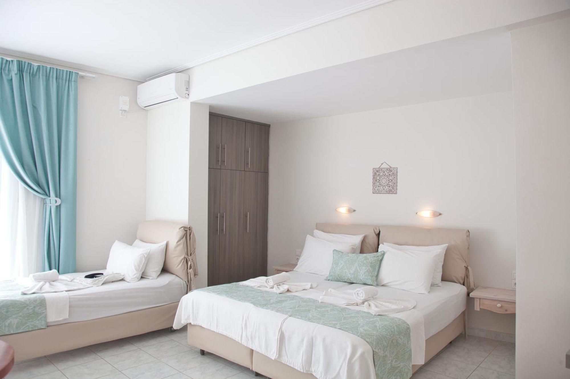 The Milos Aparthotel Megalochori (Agistri)