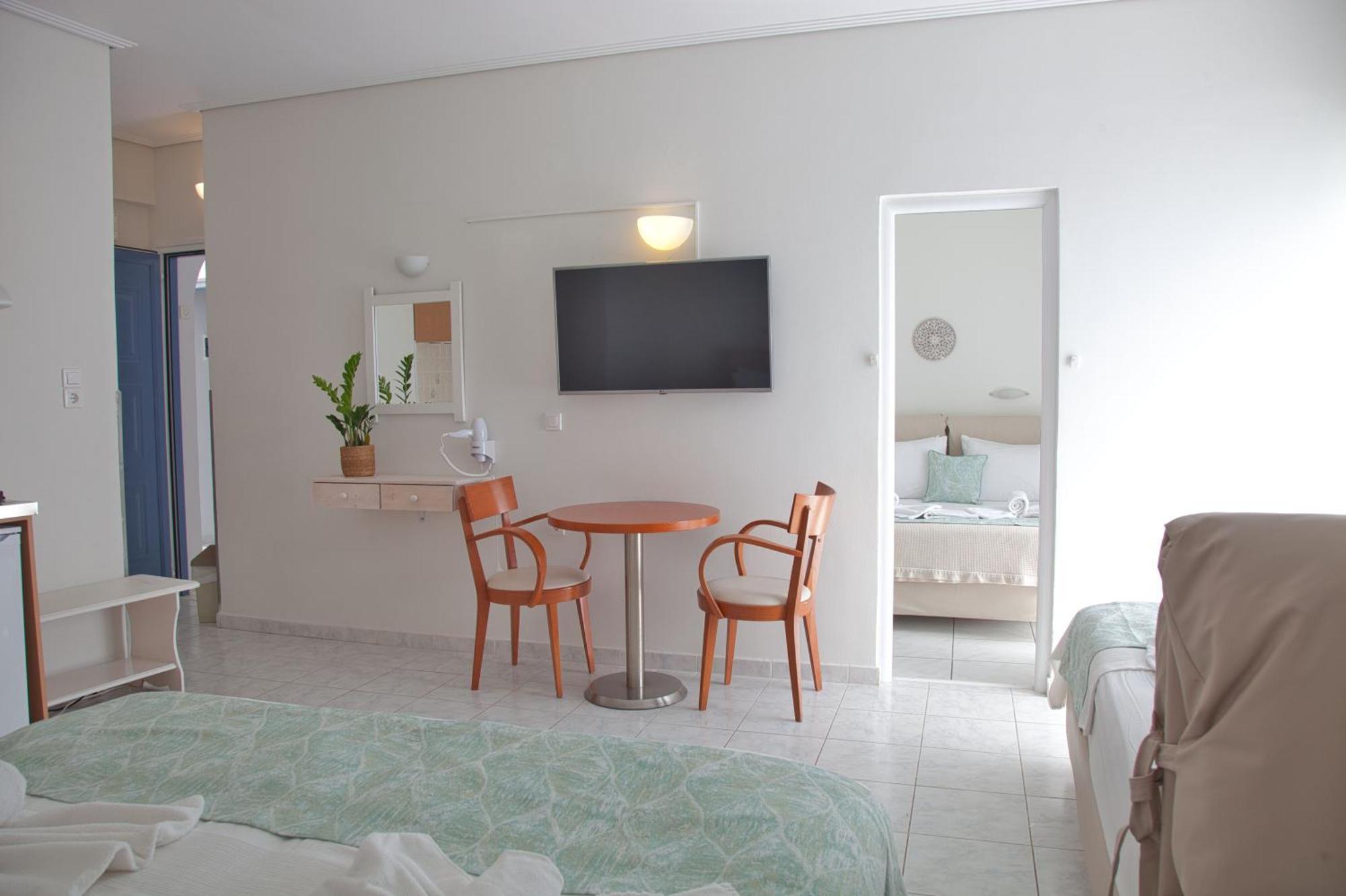 The Milos Aparthotel 3*