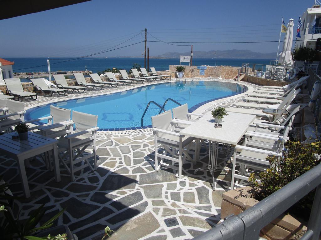 Apartahotel The Milos 3*